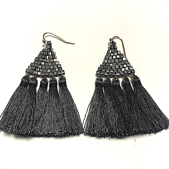 Boho Chic Hematite Crystal & Silk Tassel Chandelier Earrings - NEW - Picture 1 of 4